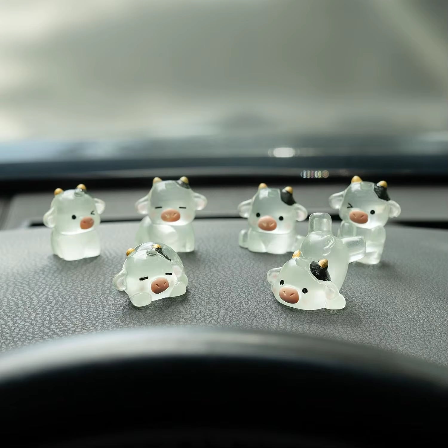 Cute Mini Animal Accessories  Car Dashboard Fun Animal Car Rear View Mirror Decor Interior Ornaments Fairy Garden Home Car Gifts