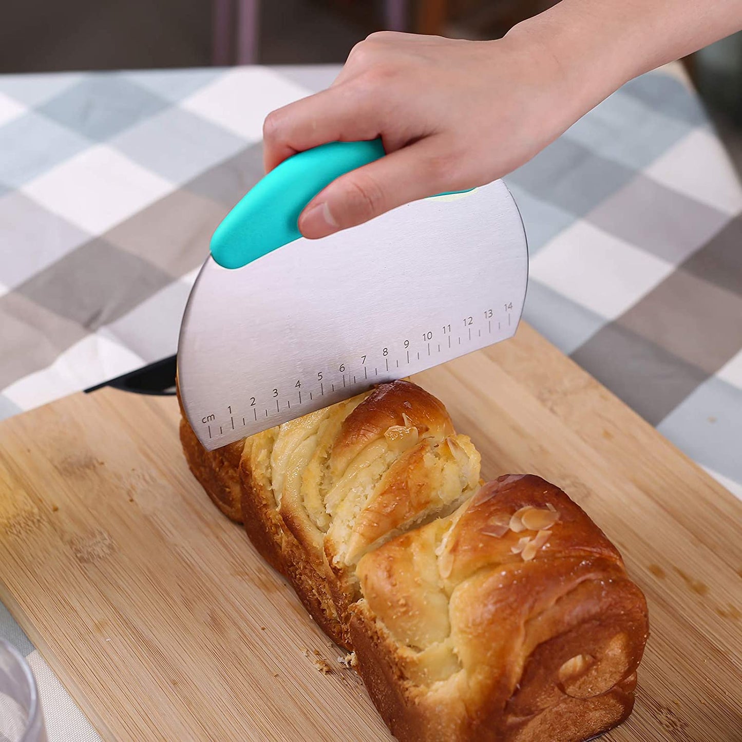 Dough Pastry Scraper Chopper/Stainless Steel Dough Scraper Cutter with Ergonomic Rubber Non-Slip Grip/Dough Scraper Cutter/Pro Pastry Pizza Cutter Chopper (Blue)