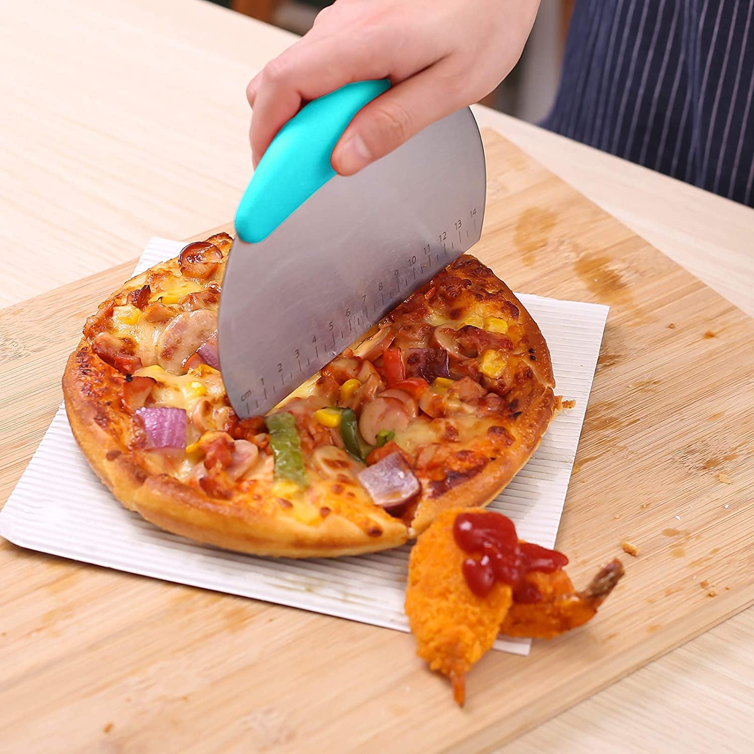 Dough Pastry Scraper Chopper/Stainless Steel Dough Scraper Cutter with Ergonomic Rubber Non-Slip Grip/Dough Scraper Cutter/Pro Pastry Pizza Cutter Chopper (Blue)