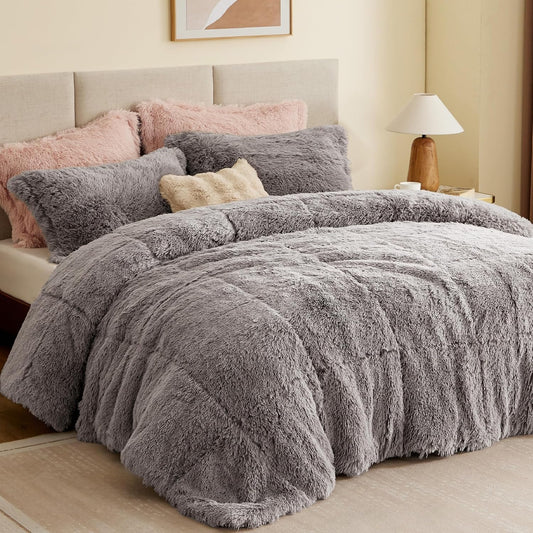 Soft Shaggy Comforter Set, Long Faux Fur Cozy down Alternative, Modern Casual Ultra Soft All Season Fluffy Bedding with Matching Sham, King/Cal King, Grey 3 Piece